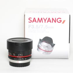 Samyang 7,5mm F3,5  per Microquattroterzi