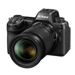 Nikon Z6 III + Z 24-70MM F4 S + SD 128GB