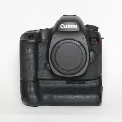 Canon Eos 5D SR + BG E11