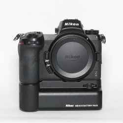 Nikon Z6 + MB-N10