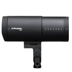 Profoto D30