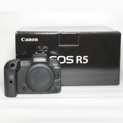 Canon EOS R5